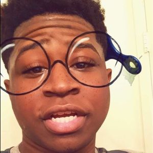 Meet your Posher, Alex